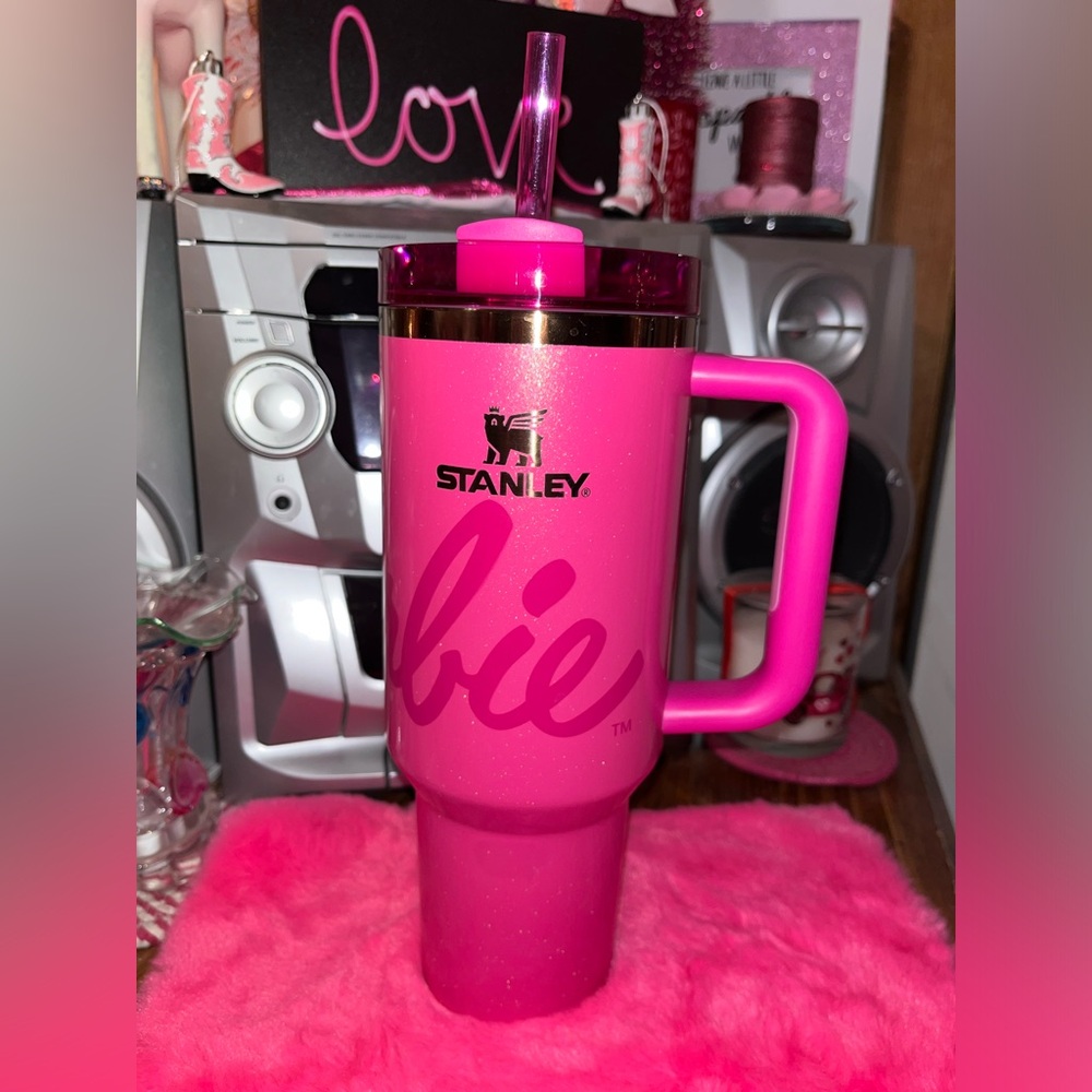 Stanley Barbie Icon 40oz